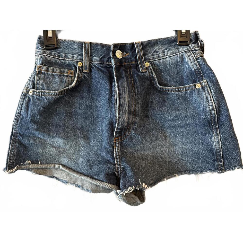 Forever 21 Denim High-Waisted Shorts Size 26